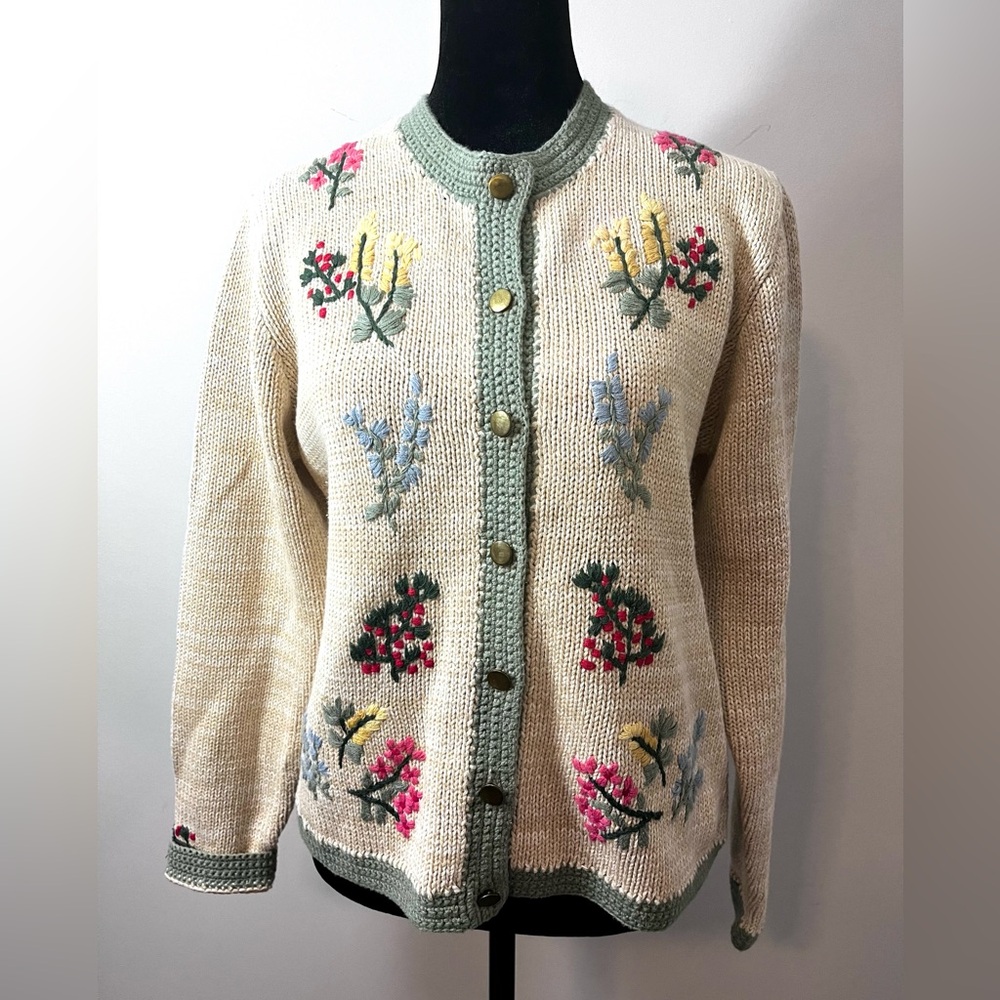 Vintage Orvis Sweater Cardigan Floral Embroidered Grannycore Cottagecore Small - Picture 3 of 7